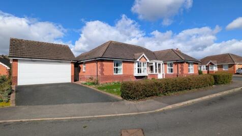 Shannon Way, Evesham, Worcestershire, WR11