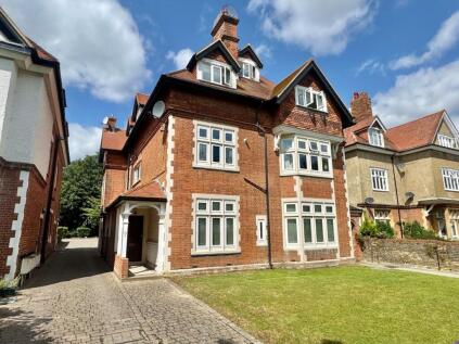 Earls Avenue, Folkestone, Kent, CT20