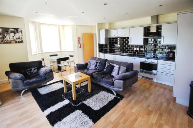 Kitchen/Lounge