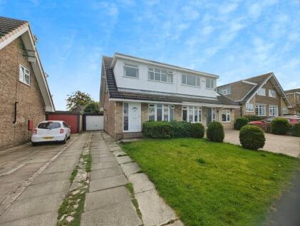 Greenacres Grove, Halifax, West Yorkshire, HX3