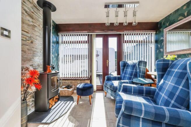 Sun Room / Dining