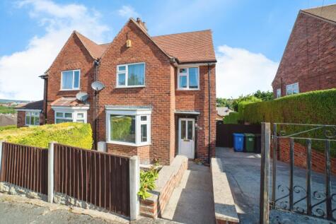 Alexandra Road East, Chesterfield, Derbyshire, S41