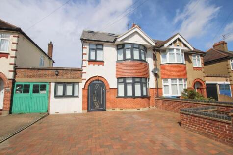 Northfield Gardens, Watford