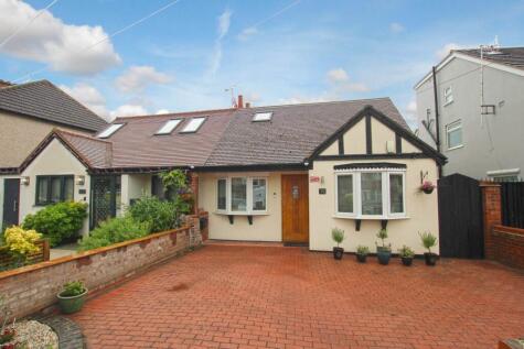 Knutsford Avenue, Knutsford Estate, North Watford