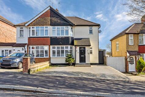 Eastfield Avenue, North Watford