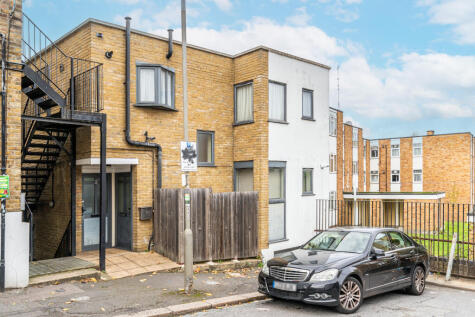 1 Basnett Road, London, SW11