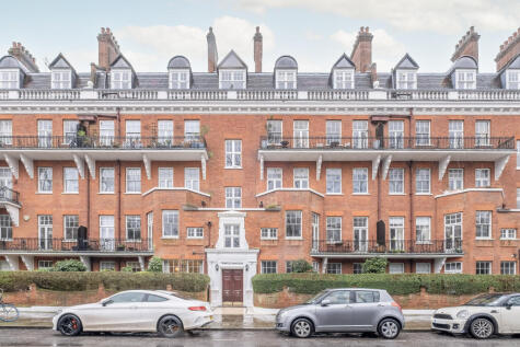 Prince Of Wales Drive, London, SW11