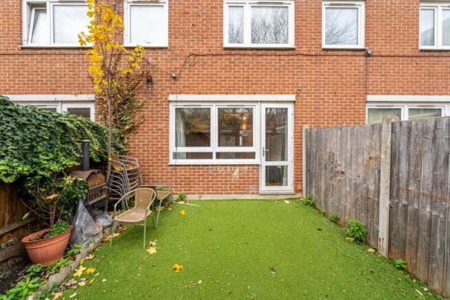 Flat-4-Blomfield-...