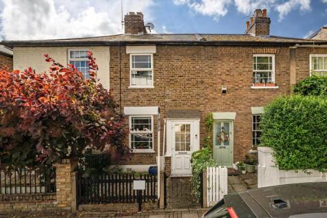 Staines Road, Twickenham