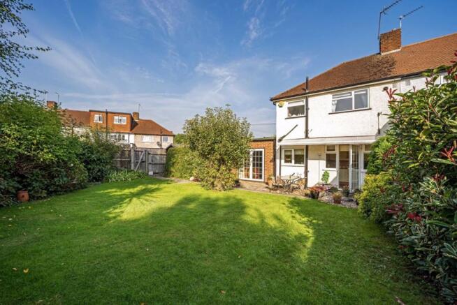 3 Bedroom Semi Detached House For Sale In Fulwell Park Avenue