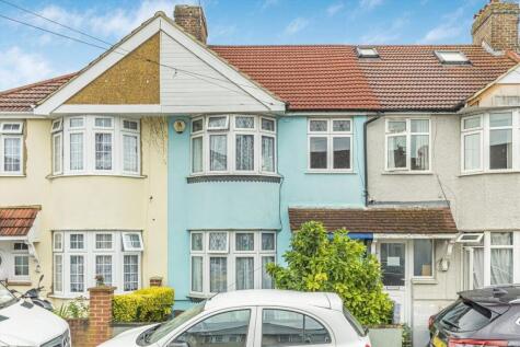 Sunningdale Avenue, Feltham