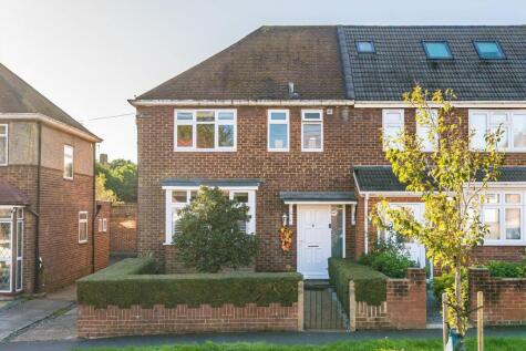 Arnold Crescent, Isleworth