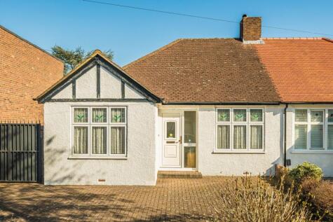 Lyndhurst Avenue, Twickenham