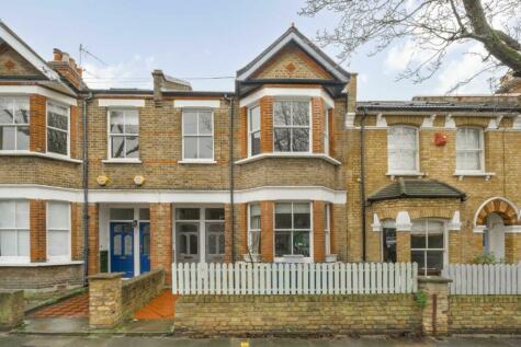 Chiswick - 2 bedroom flat for sale