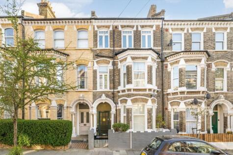 St. Luke's Avenue, Clapham