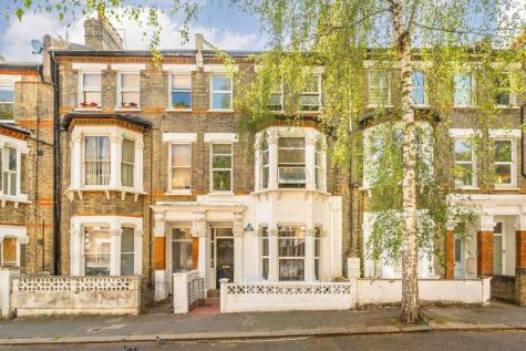 St. Luke's Avenue, Clapham