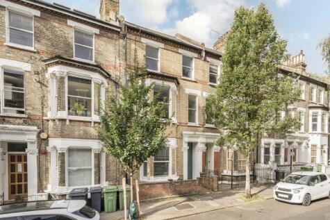 St. Luke's Avenue, Clapham