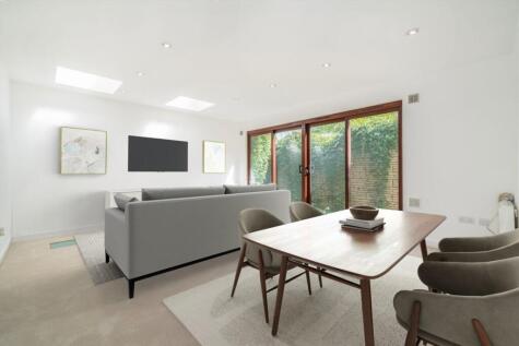 Effra Road, Wimbledon