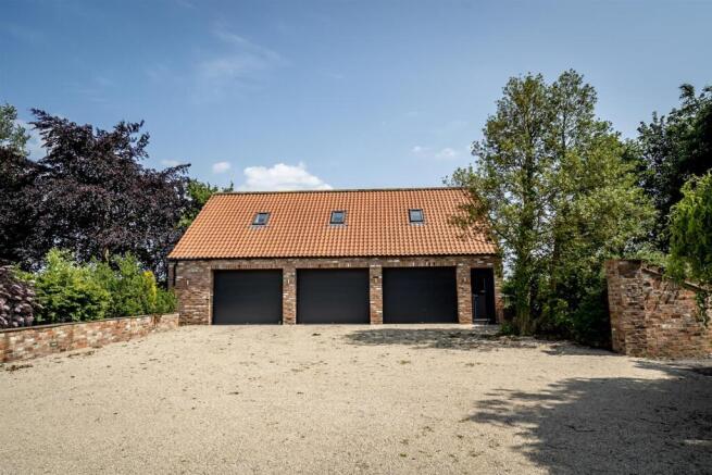 Triple Garage