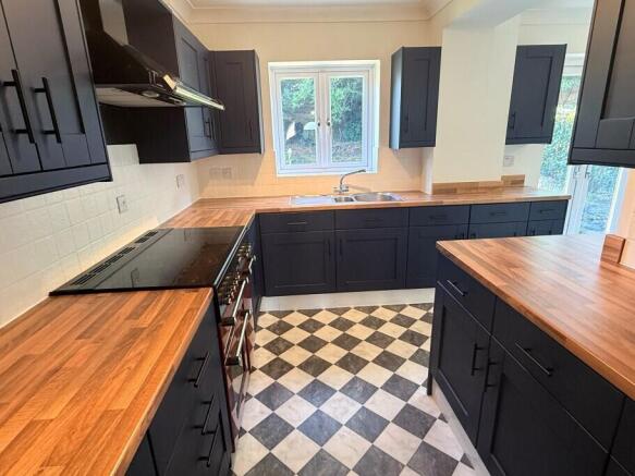 Kitchen/Diner Pic 1