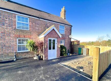 Rock Lane, Hastings TN35 4JN