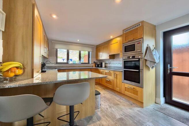 Re-styled Kitchen/Breakfast