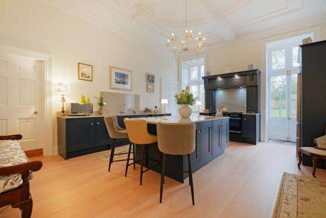 Breakfasting Kitchen