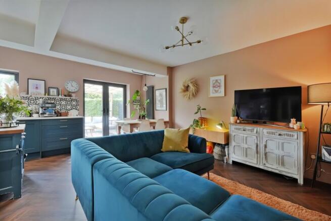 Open Plan Family Room and Kitchen