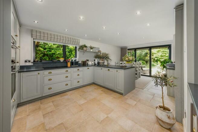 Bespoke Dining Kitchen