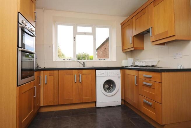 KITCHEN: