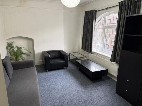 1 bed flat to rent Egerton Gardens, London NW4
