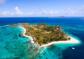 Photo of Palm Island Beachfront Land, Palm Island