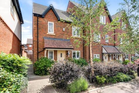 Buddery Close, Warfield