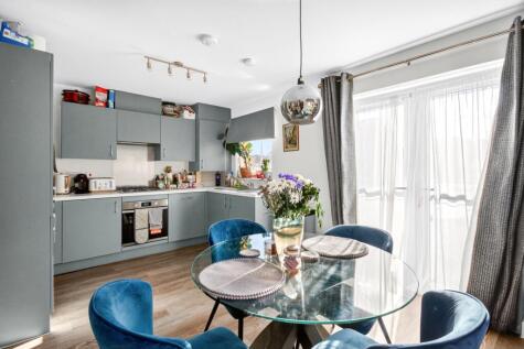 Bolton Drive, Shinfield