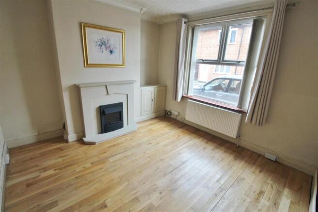SITTING ROOM