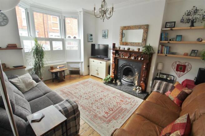 SITTING ROOM