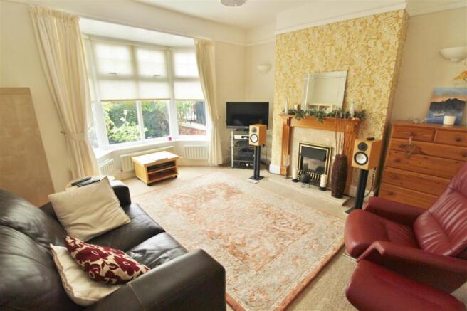 SITTING ROOM