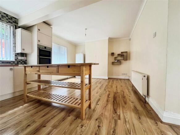 Kitchen (2)