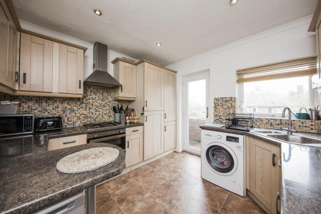 Kitchen 1