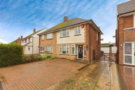 Westmorland Avenue, Aylesbury, Buckinghamshire, HP21
