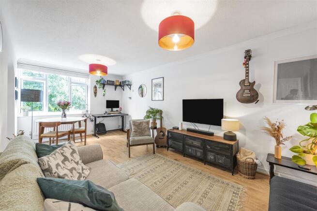 james_anders ambert_av__2_.jpg