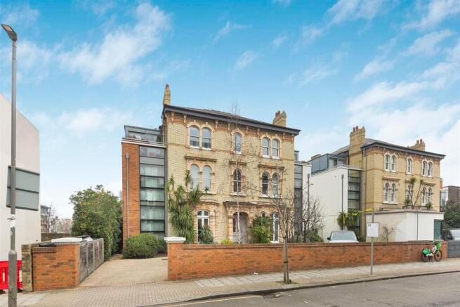 James_anderson-flat_7__41_carlton_drive-putney__21