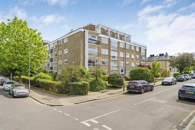 2__Marsdene_7_St._John_s_Avenue-2.jpg