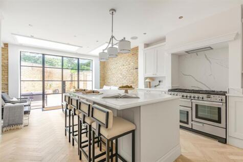 Treen Avenue, Barnes, London, SW13