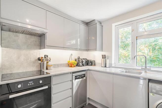 kitchen 1.jpg