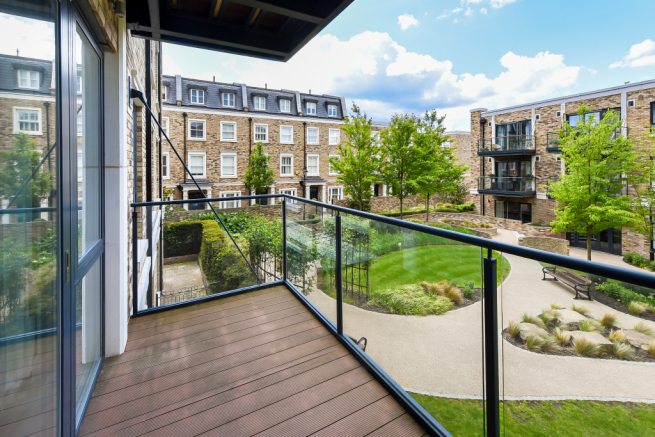 64_ren_balcony_(1)[1