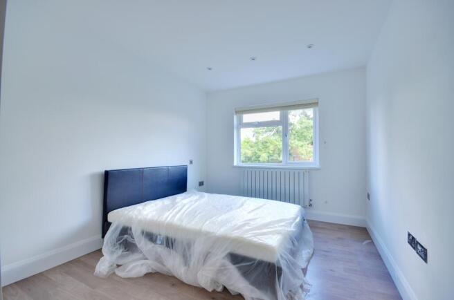 6 bedroom