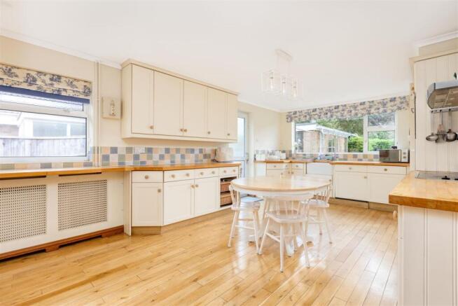 Kitchen/Dining Room