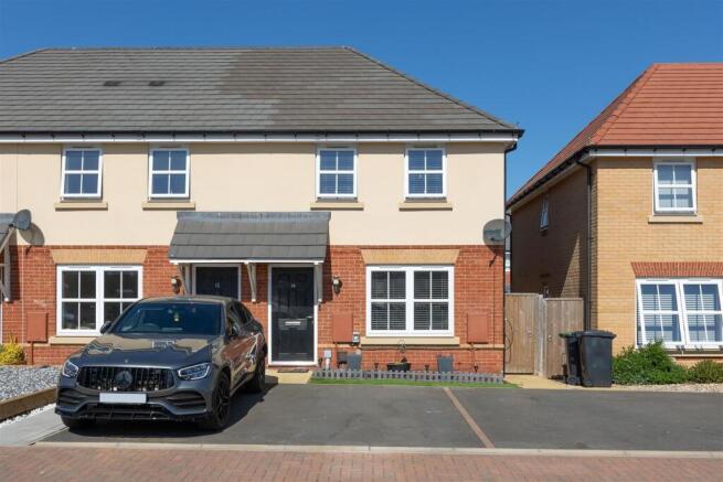 14 Larch Close