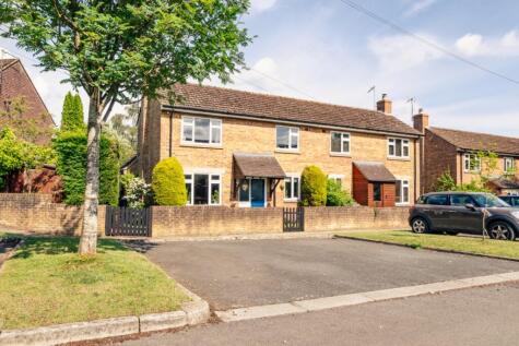 Bleriot Road, Cheltenham, GL54